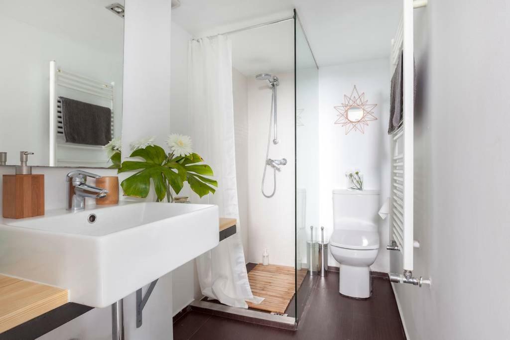 Modern Top Floor Loft At Malasana'S Heart Madrid Esterno foto